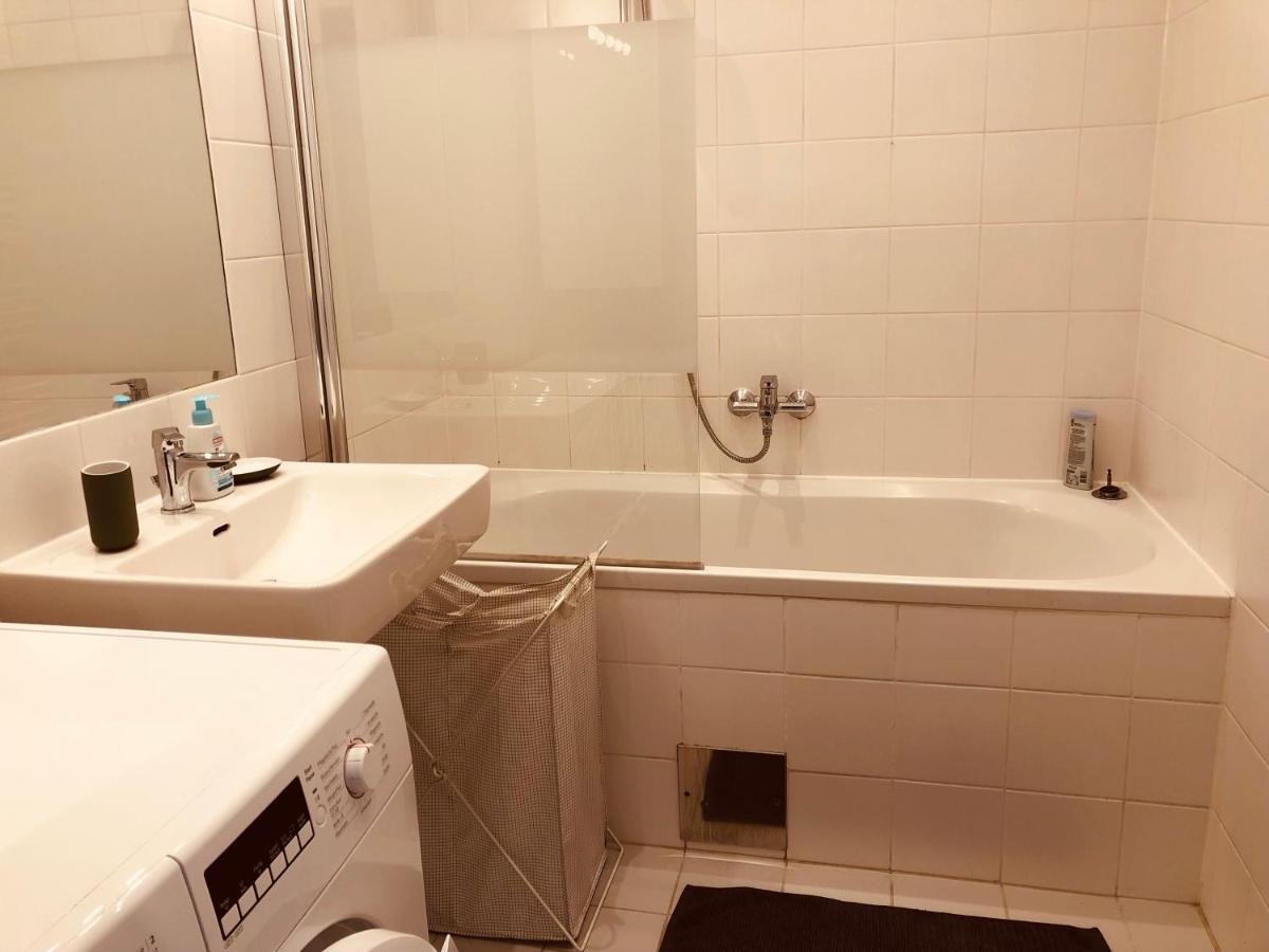 Helle 4 Zimmer Familien-Wohnung Mit Balkon! Schloss Schonbrunn In Gehdistanz Bécs Kültér fotó